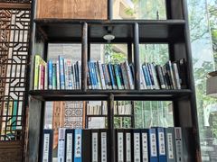 -深圳隐秀山居酒店