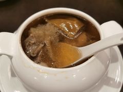 雪莲菌老鸽汤-广州文华东方酒店·江-由辉师傅主理