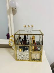 -美肤盾祛痘·问题肌头疗管理中心