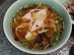 酸汤扯面-河东颐祥阁(世贸店)
