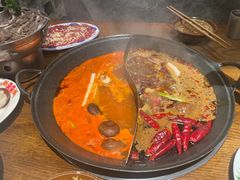 -萍姐火锅·公路夜市(武汉首店)