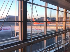 -奥利弗·雷金纳德·坦博国际机场