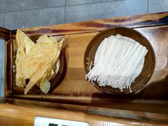 -锅来乐地锅鸡(安亭店)