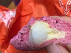 火龙果之子-木子木水日式烫面包(世界城光谷店)