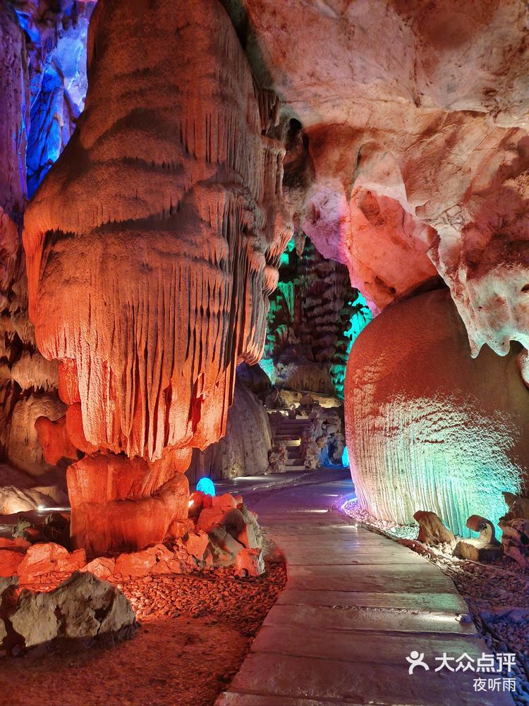 2 打开app查看高清大图 夜听雨 12月2日 19:24 关注 灵山幻境 景区