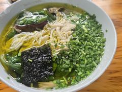 -越洋肖氏老米线(杨家坪店)