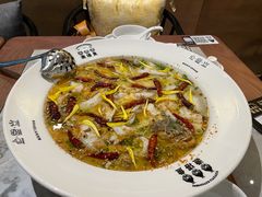 -渔语鱼新川菜Bistro(万象天地店)