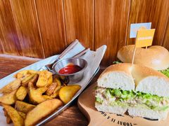 -Catch Bagel(芳草地店)