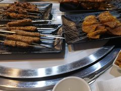 -哈尔滨烧烤·山河村铁锅炖(交大店)