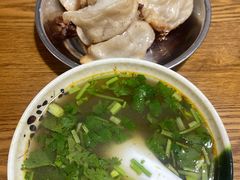 -黄阿姨锅贴大王(万航渡路店)