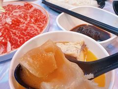 -鲜入围煮花胶鸡海鲜火锅