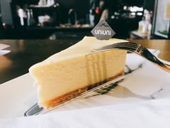 -UNI UNI(环亚凯瑟琳店)