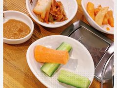 -喇喇排骨火锅·传统韩式脊骨汤(望京西园总店)