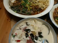 -陌上花开餐厅(云山路店)