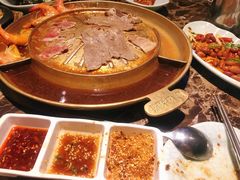 -猪啊牛呀羊啊铜盘烤肉(正大广场店)