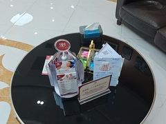 -雅悦齿科(顾村公园店)