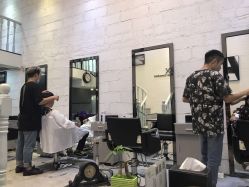 -SIX Hair Consultant