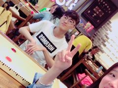 -炸鸡情侣韩式料理(中央大街店)