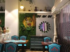 大堂-哈密古丽新疆餐厅(江北融创店)