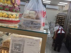 面包甜点陈列柜-爱德顺糕点食屋(利民道店)