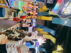 -反斗乐园π·电玩·高空拓展·蹦床(龙华天虹店)