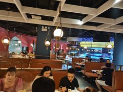 大堂-星海汇海鲜烤肉火锅自助(二七广场百年德化店)