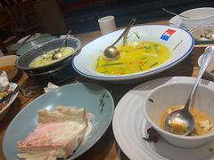 -蜜桃餐厅·伴山(湖滨商业街店)