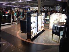 -日上免税店(三径路t3店)