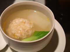 蟹粉狮子头-湖滨28中餐厅·西湖宴·杭州君悦酒店