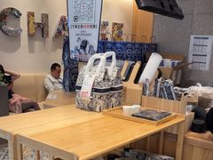 -霸王茶姬(常发广场店)