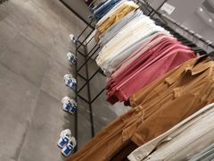 -URBAN REVIVO(上海中庚漫游城店)
