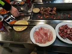 -马路牙子烧烤音乐酒馆(望京店)