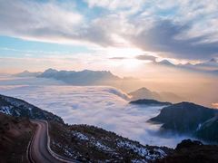 -牛背山