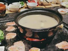 -有一锅·野生菌黑山羊腊排骨火锅(古城北门店)