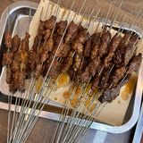来自西安回民街上的清真美食烤肉店｜秦人集合