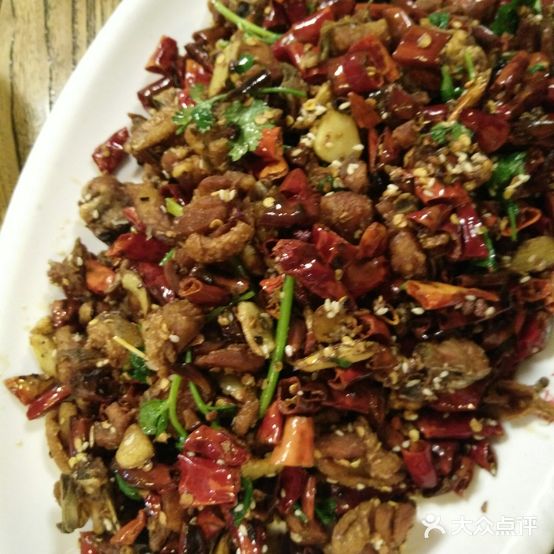 阿梁烤鱼新川味餐馆(晖苑商务楼店)