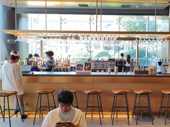 -星巴克臻选(上海合生汇1F店)