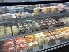 -红宝石·鲜奶小方·海派西点房(肇嘉浜店)