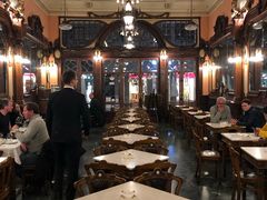 -Majestic Café