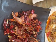 -隔壁老王·家常云南菜(花巷店)