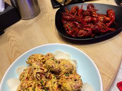 -沪小胖小龙虾(淮海中路旗舰店)