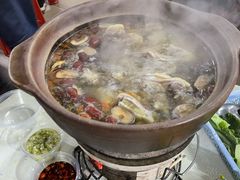 -威邵鸡煲(西华路总店)