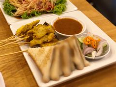 -J Daeng Seafood