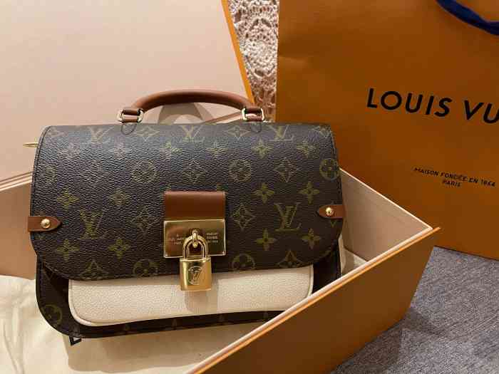 lv路易威登(万象城店)-"商品:包包 #lv路易威登# (万象城.