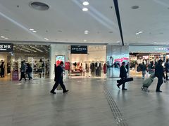 -东荟城名店仓