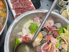 -周良天山牛杂城(天山路总店)