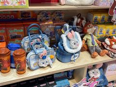 -纪念日百货(江西南昌店)