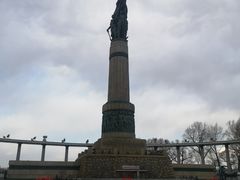 -人民防洪胜利纪念塔