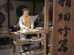 -东方明珠·空中旋转餐厅