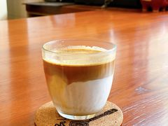 -Be Lived Cafe比例咖啡(摩天轮店)